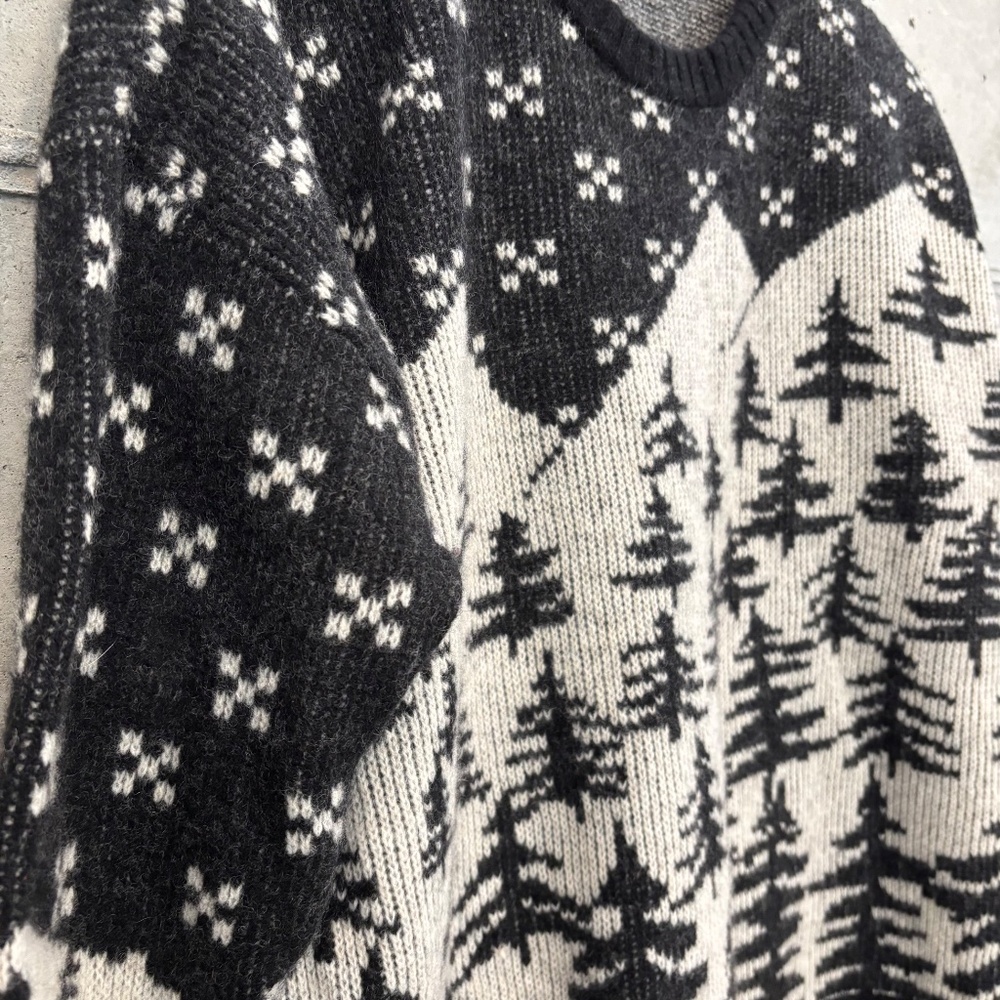 J.Crew Snow Cabin Forest Wool Sweater, Size XL - Picture 5 of 11